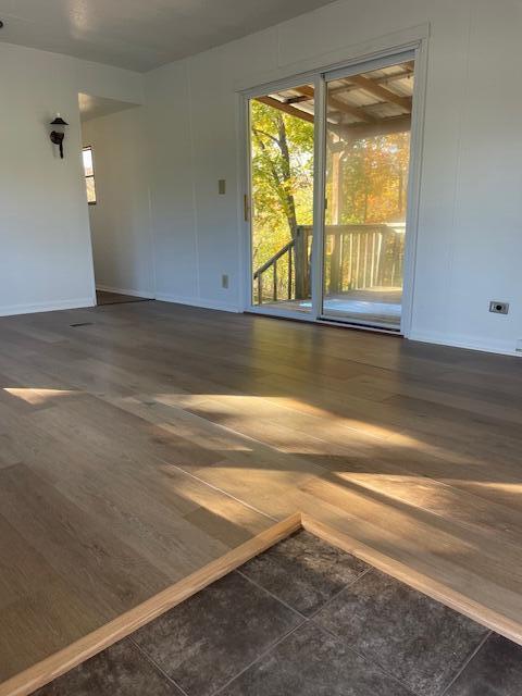 4235-4237 Jordantown Road Vinton, VA 24179 - Photo 4 of 6 a view of room and window