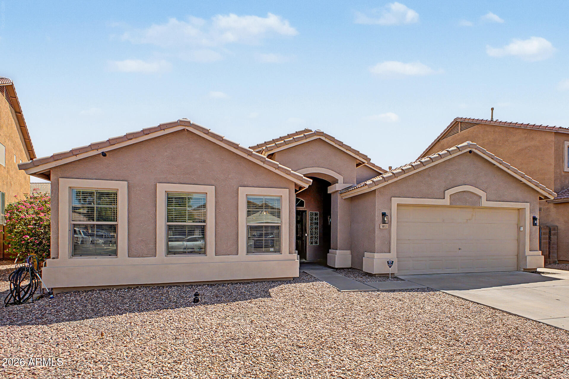 8013 West Cordes Road Phoenix, AZ 85043 - Photo 2 of 34 02 - Cordes-2