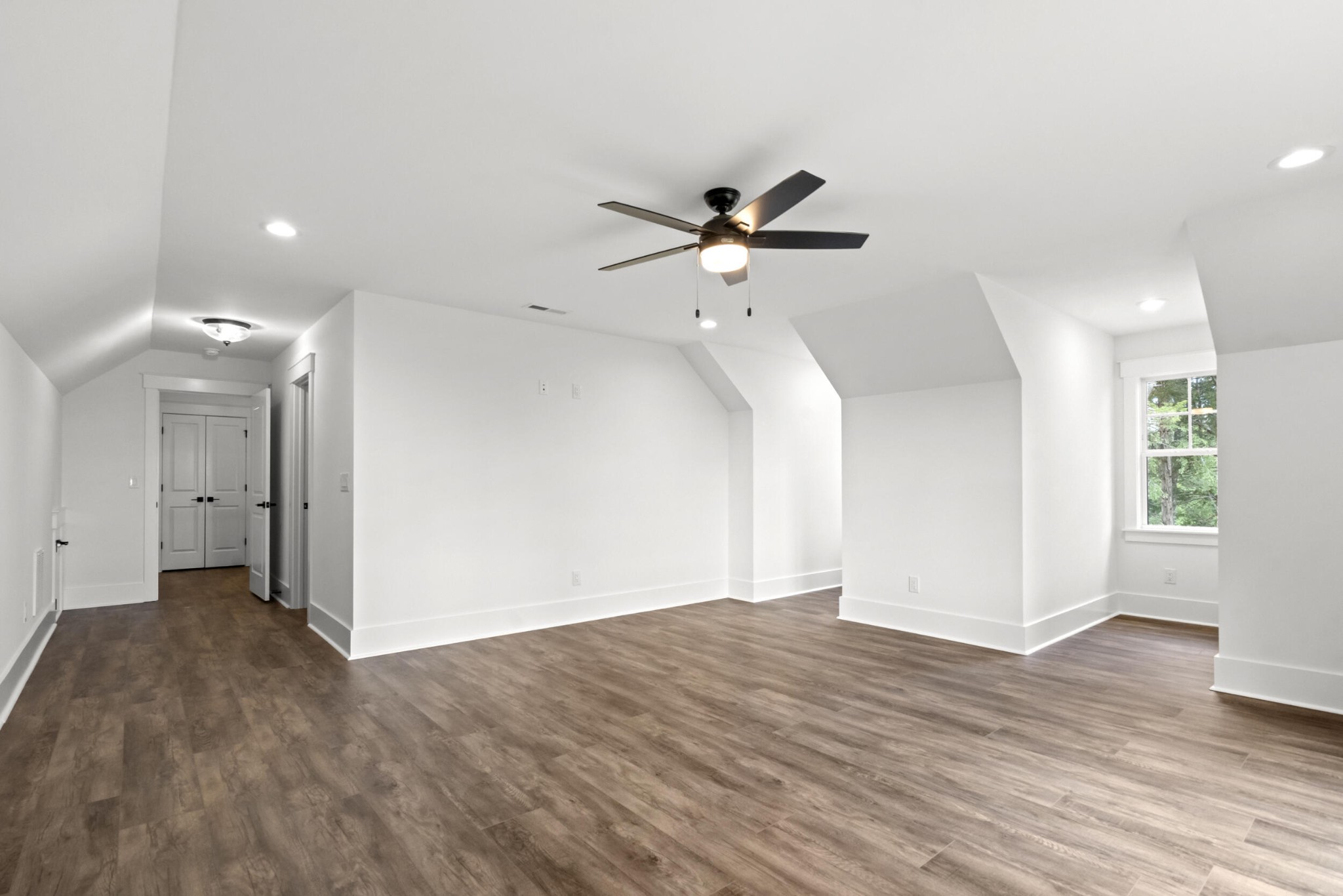 910 Steele Road Charlotte, TN 37036 - Photo 30 of 41