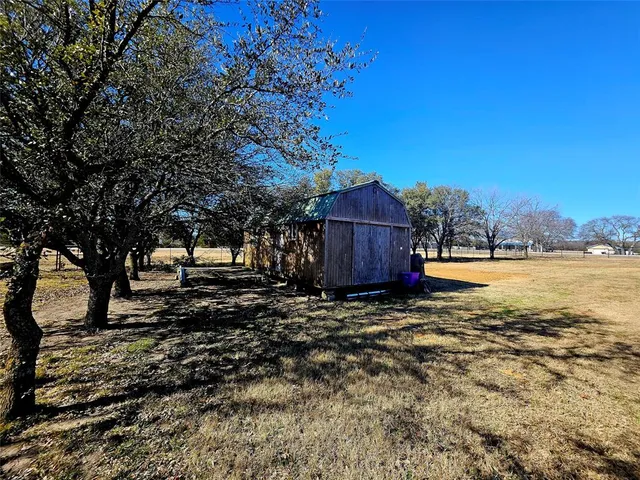 $1,250 | 15309 South Farm To Market 372, Valley View, TX 76272