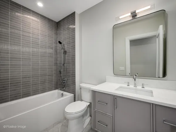 $2,295,000 | 1917 Washington Avenue, Wilmette, IL 60091