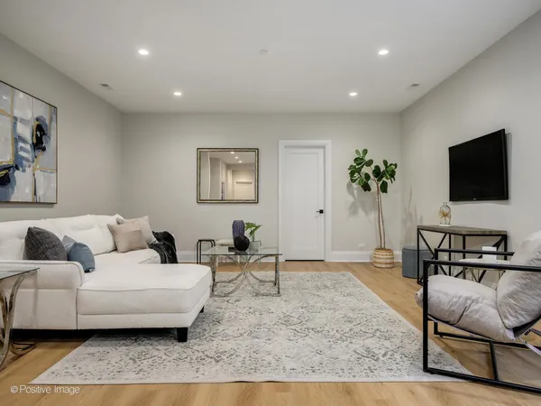 $2,295,000 | 1917 Washington Avenue, Wilmette, IL 60091