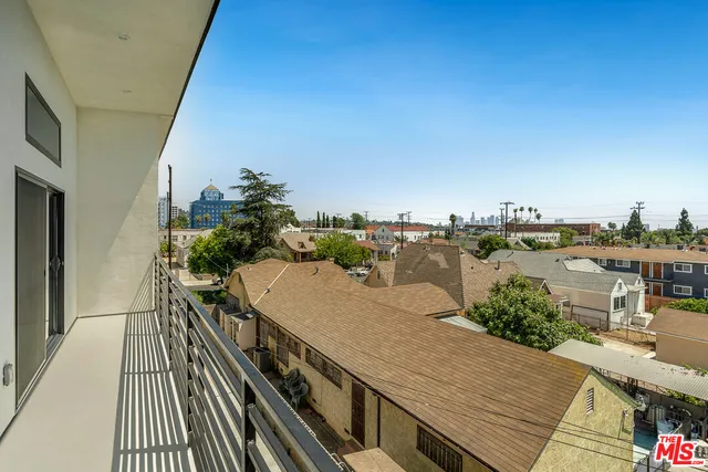 $4,395 | 1339 North Kenmore Avenue, Los Angeles, CA 90027