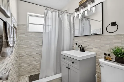$500,000 | 1357 Southwest 4th Terrace, Pompano Beach, FL 33060
