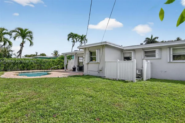 $500,000 | 1357 Southwest 4th Terrace, Pompano Beach, FL 33060