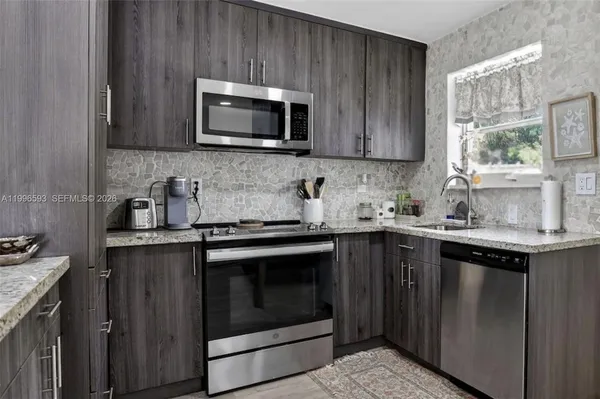 $500,000 | 1357 Southwest 4th Terrace, Pompano Beach, FL 33060