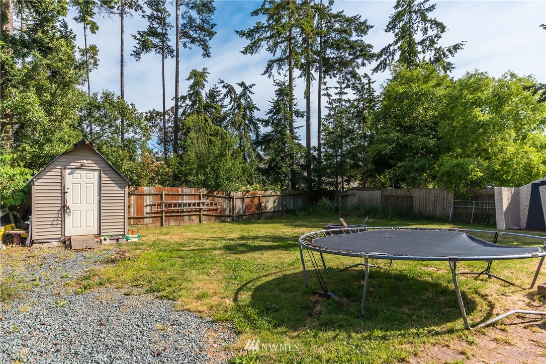 1018 Ridgeway Drive Oak Harbor, WA 98277 - Photo 18 of 22 Gallery Image 18