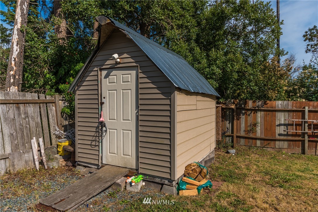1018 Ridgeway Drive Oak Harbor, WA 98277 - Photo 19 of 22 Gallery Image 19
