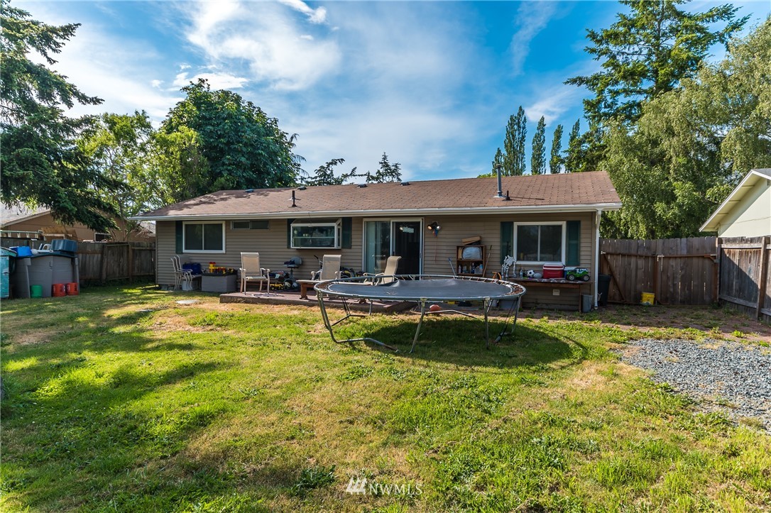 1018 Ridgeway Drive Oak Harbor, WA 98277 - Photo 20 of 22 Gallery Image 20
