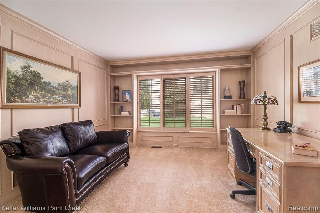 1817 Apple Ridge Court Rochester Hills, MI 48306 - Photo 14 of 36