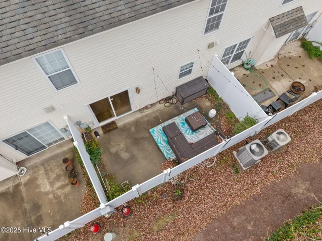 $220,000 | 4105 Dudleys Grant Drive, Unit D, Winterville, NC 28590