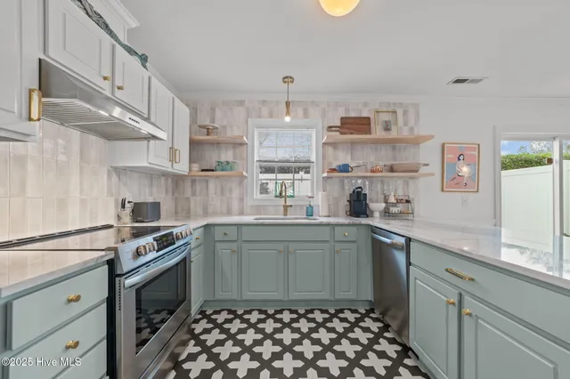 $220,000 | 4105 Dudleys Grant Drive, Unit D, Winterville, NC 28590