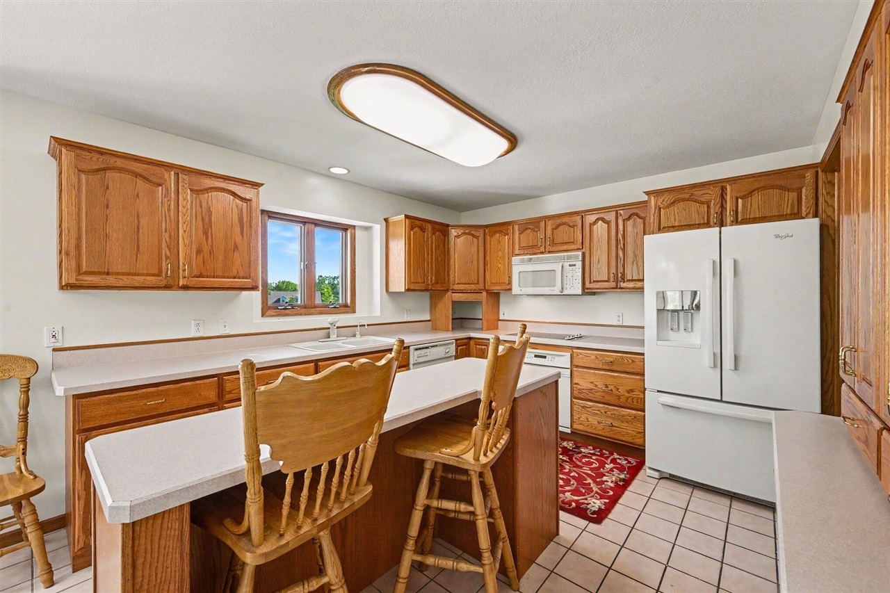 14 Blue Stone Ridge Battle Creek, MI 49014 - Photo 11 of 33