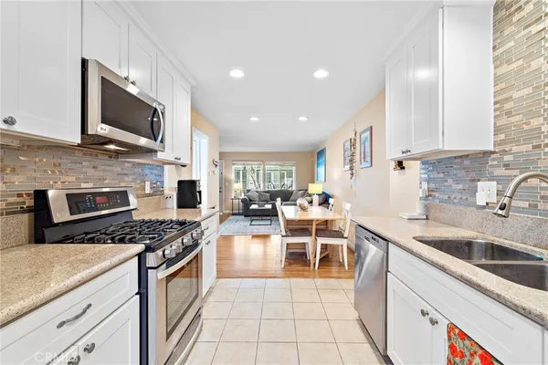 $860,000 | 2404 Niagara Way, Costa Mesa, CA 92626