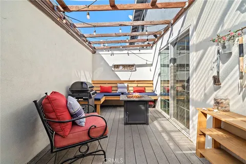 $875,000 | 2404 Niagara Way, Costa Mesa, CA 92626