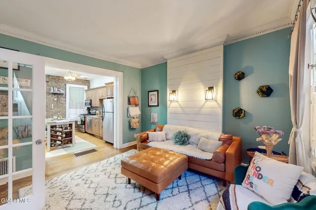 $400,000 | 215 Jay Street, Albany, NY 12210