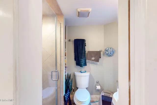 $400,000 | 215 Jay Street, Albany, NY 12210