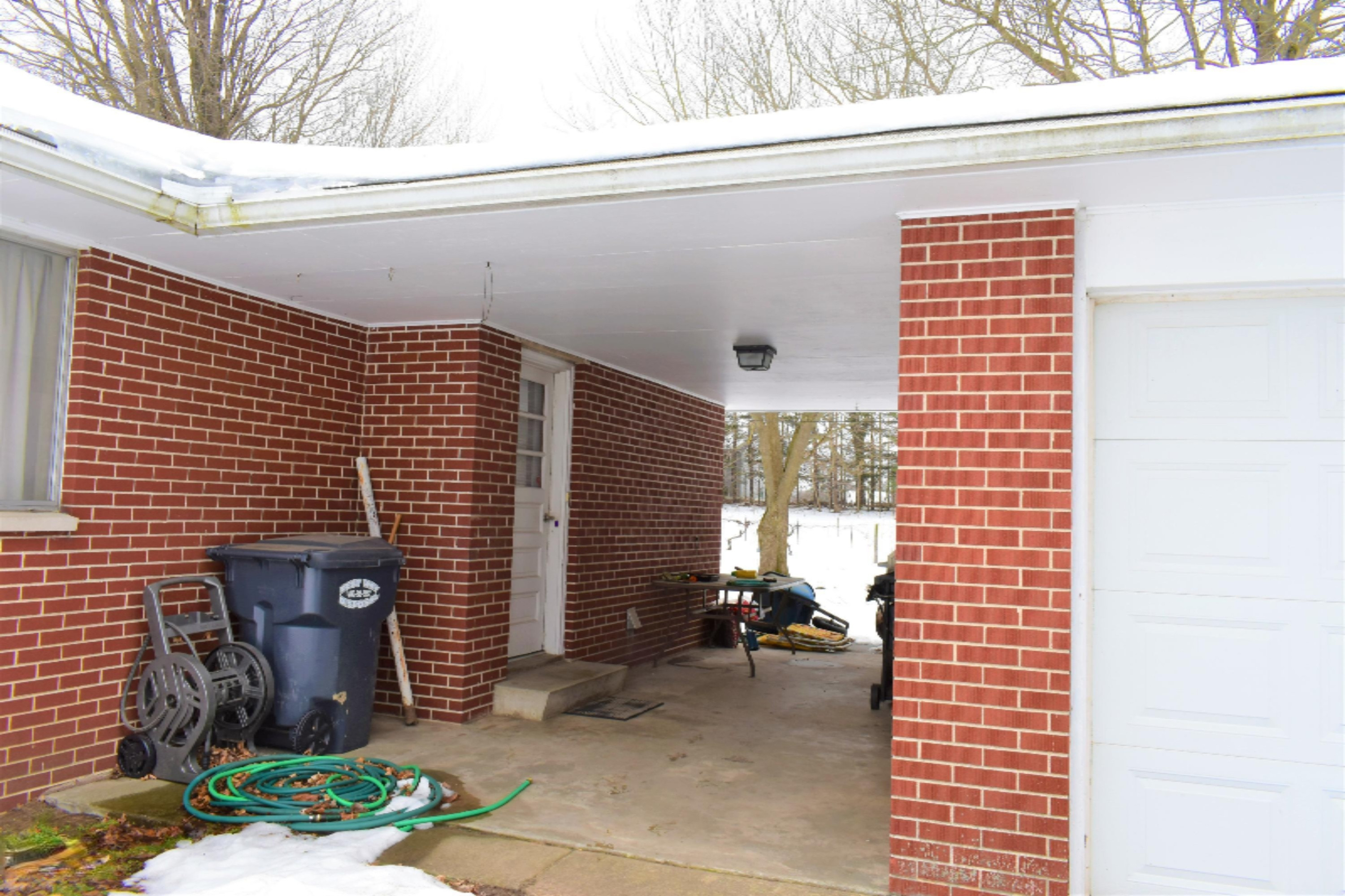 43231 Parkhurst Drive Decatur, MI 49045 - Photo 10 of 55 Covered Porch