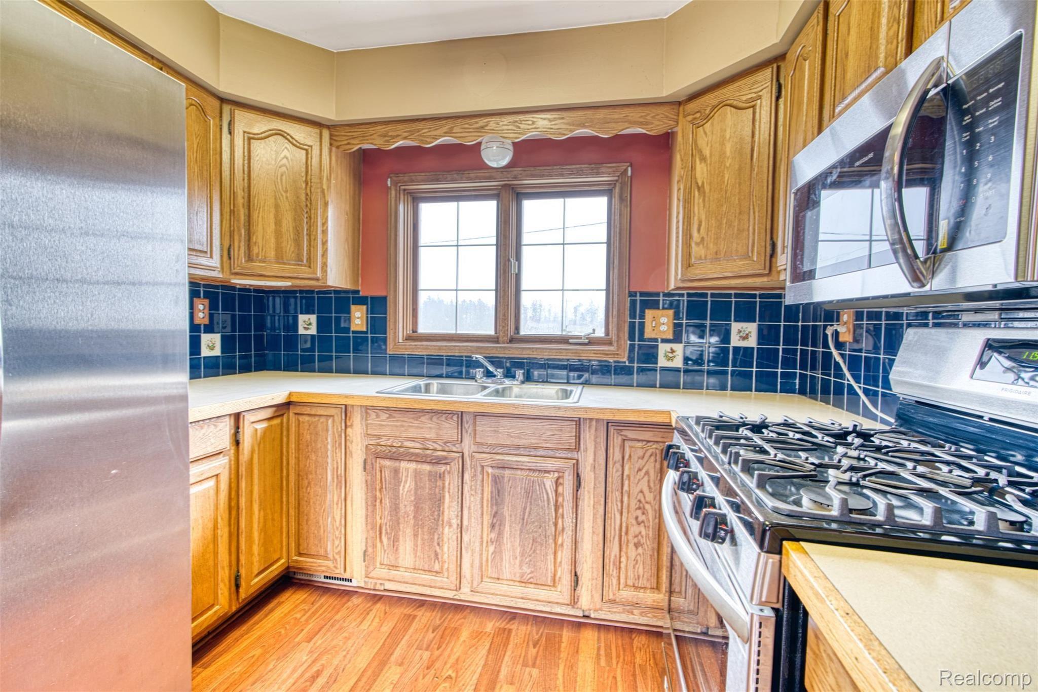 9800 West Sargent Road Fowlerville, MI 48836 - Photo 7 of 46 DSC06950_4.jpg