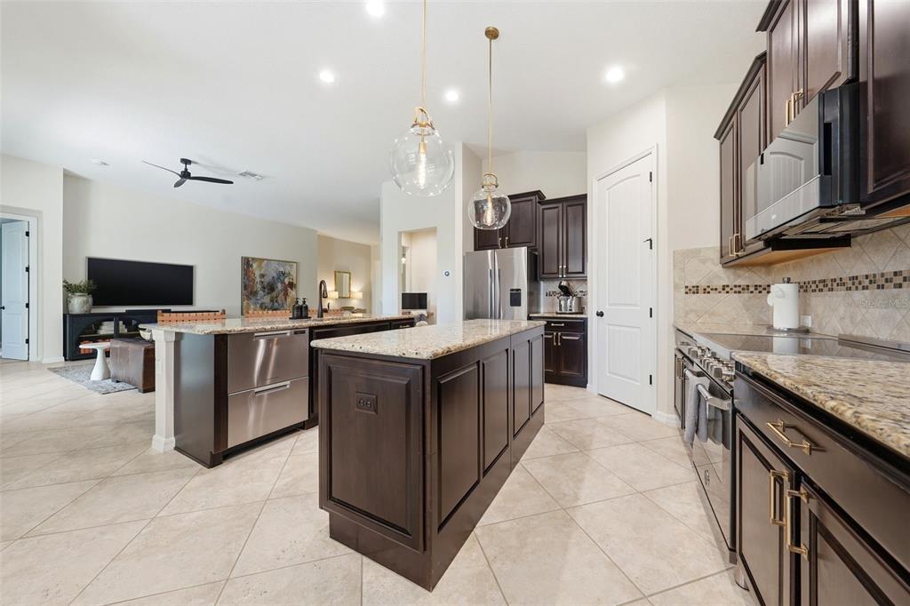 30040 Donnington Loop Mount Dora, FL 32757 - Photo 10 of 50