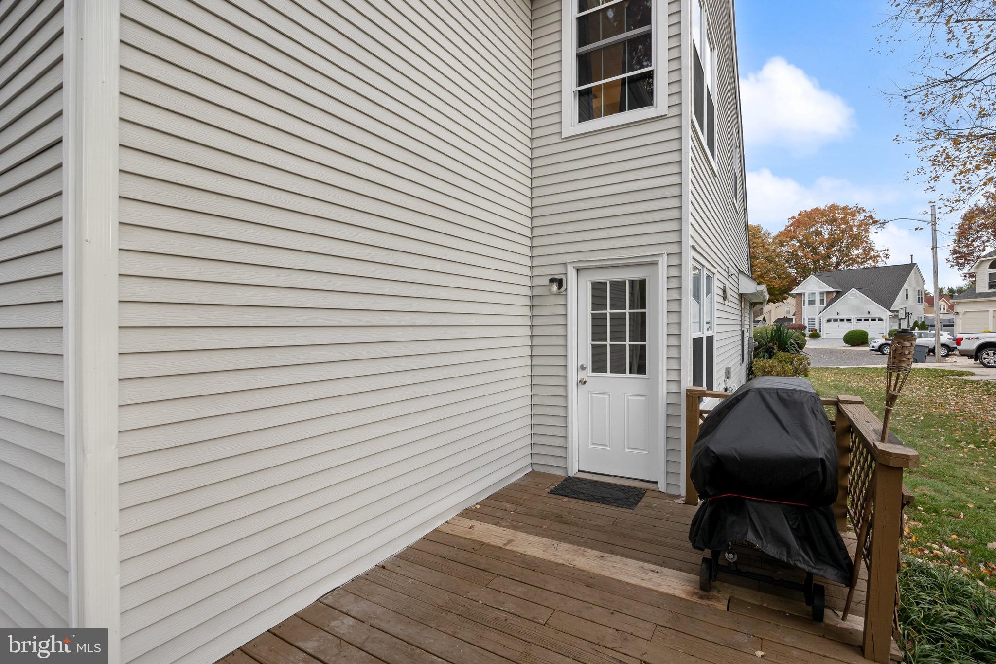 5 Hampton Court Mount Laurel, NJ 08054 - Photo 35 of 46 a view of backyard with sitting area