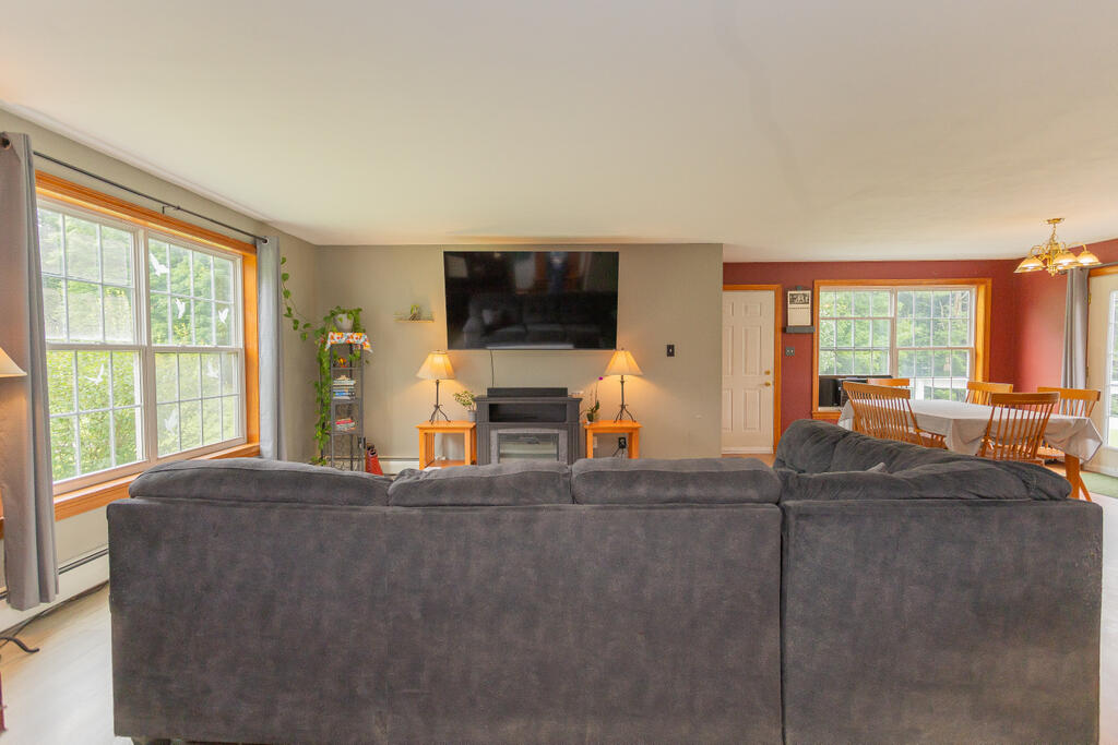 108 Rue Petite Farmington, ME 04938 - Photo 9 of 58 srr-26