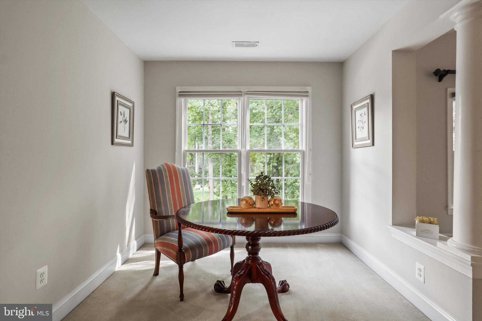 7042 Balmoral Forest Road Clifton, VA 20124 - Photo 33 of 77 Primary Bedroom Sitting Area