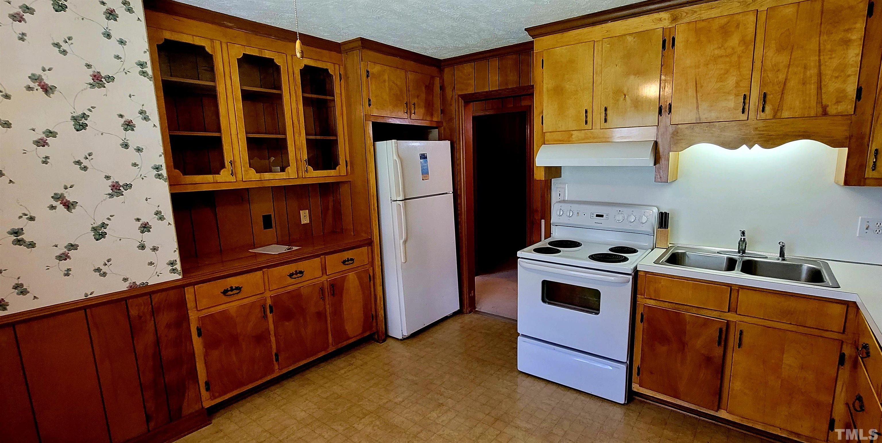 619 Snake Road Lumberton, NC 28358 - Photo 5 of 19 Gallery Image 5