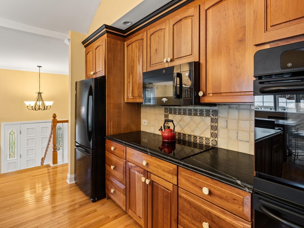 63 Robin Road Colchester, VT 05446 - Photo 12 of 55