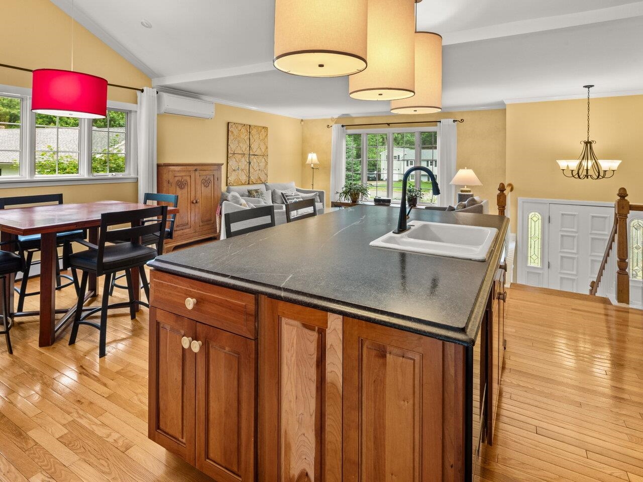 63 Robin Road Colchester, VT 05446 - Photo 13 of 55