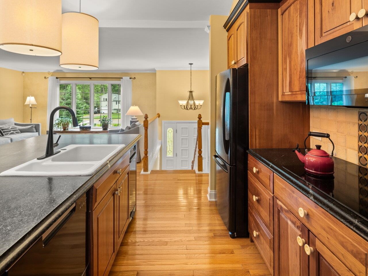 63 Robin Road Colchester, VT 05446 - Photo 15 of 55