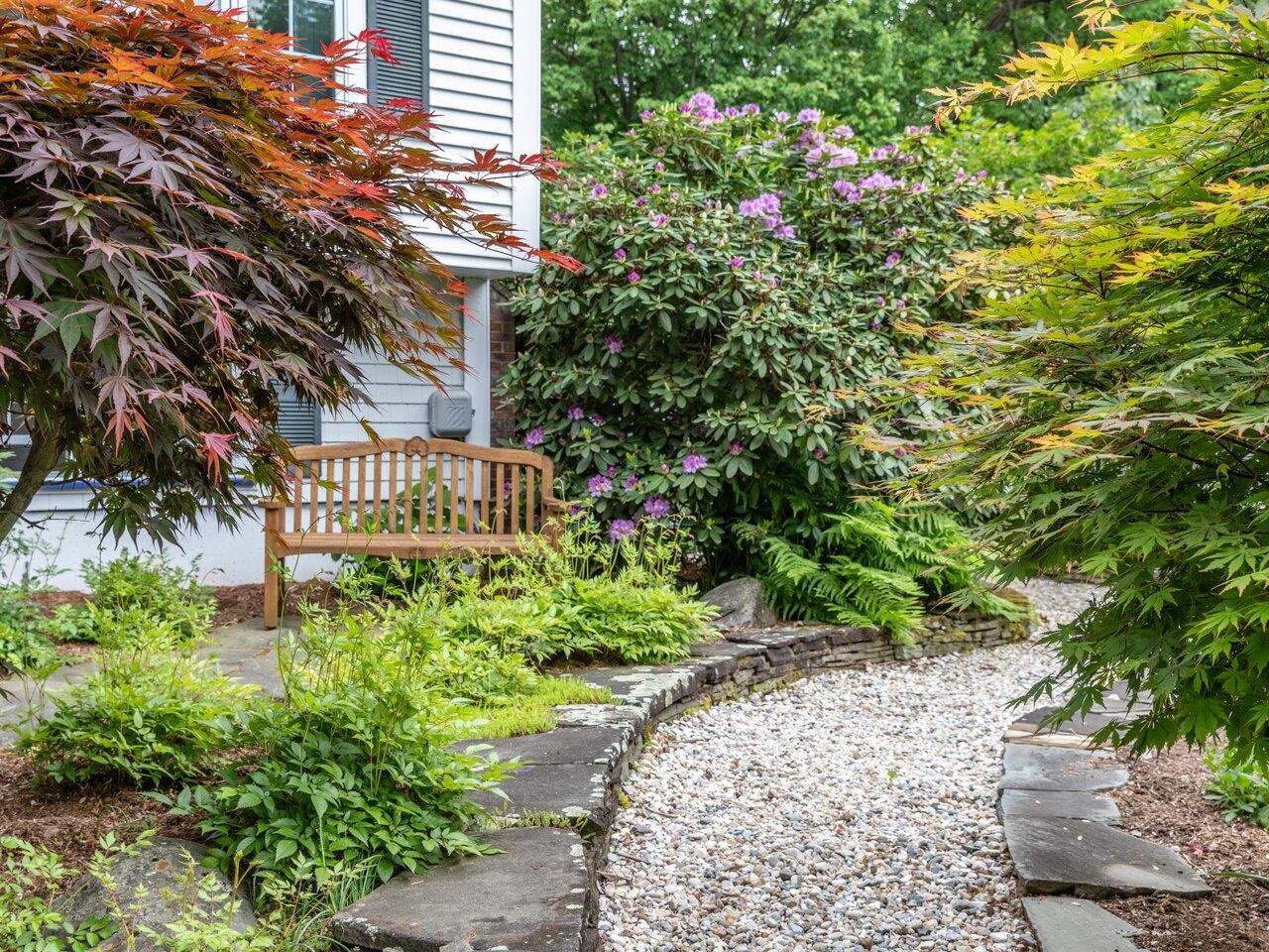 63 Robin Road Colchester, VT 05446 - Photo 5 of 55