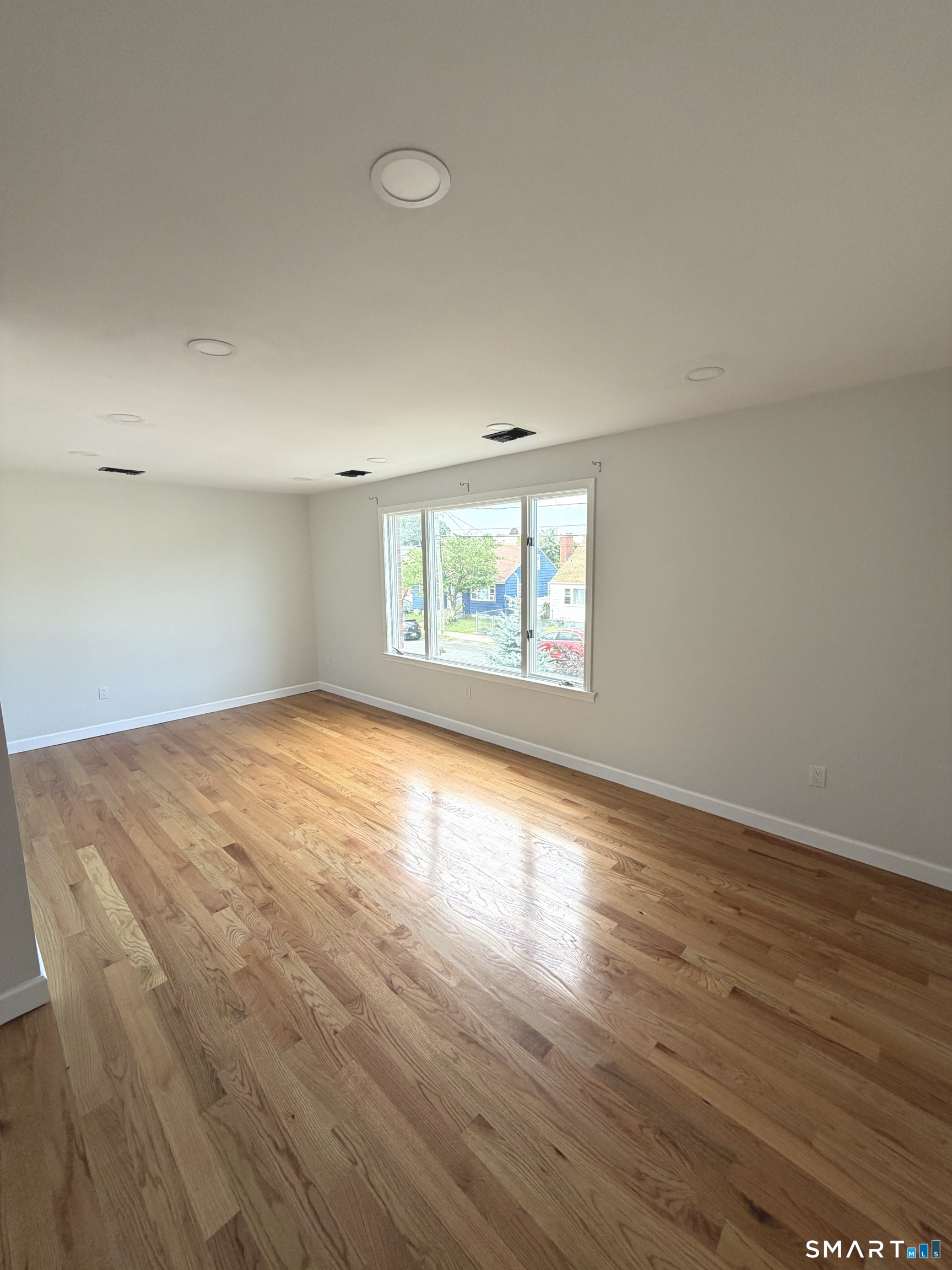 167 George Street Hartford, CT 06114 - Photo 23 of 33