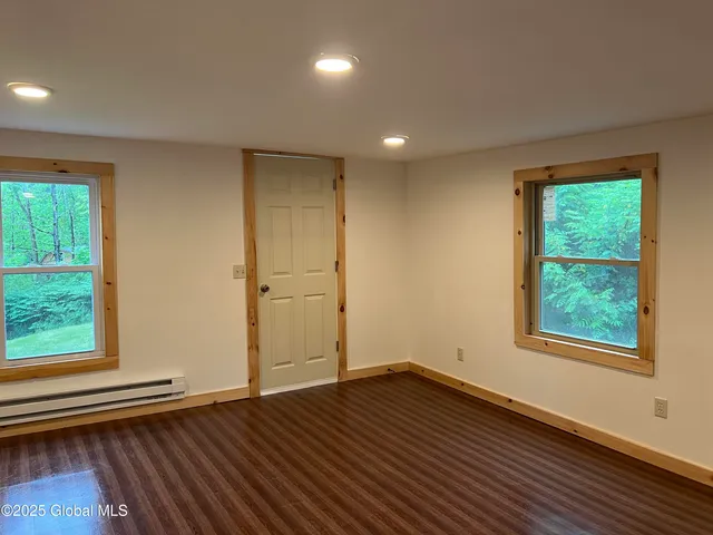 $89,000 | 33-37 1st Avenue, Whitehall, NY 12887