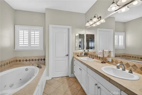 $1,259,000 | 234 South Guadalupe Avenue, Redondo Beach, CA 90277