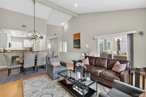 $1,259,000 | 234 South Guadalupe Avenue, Redondo Beach, CA 90277