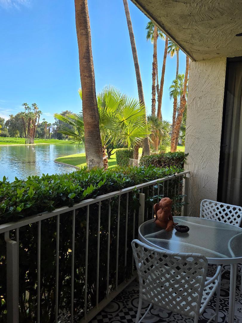 910 Island Drive, Unit 113 Rancho Mirage, CA 92270 - Photo 5 of 40 thumbnail