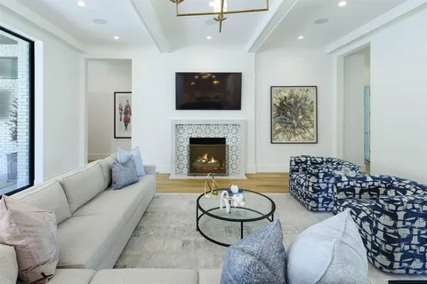 $3,895,000 | 5523 Greenbrier Drive, Dallas, TX 75209