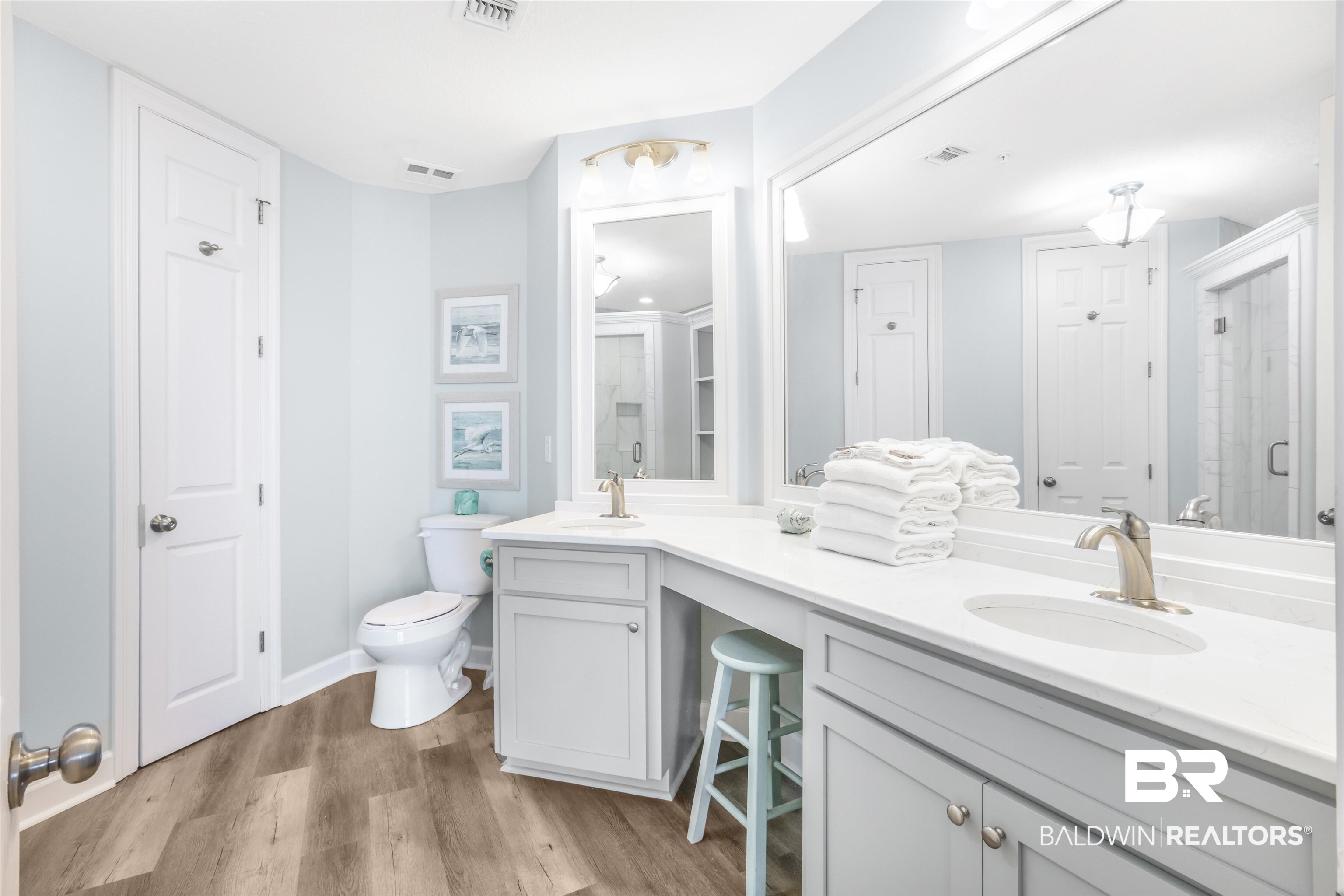 27284 Gulf Road, Unit 301 Orange Beach, AL 36561 - Photo 17 of 38 Gallery Image 17
