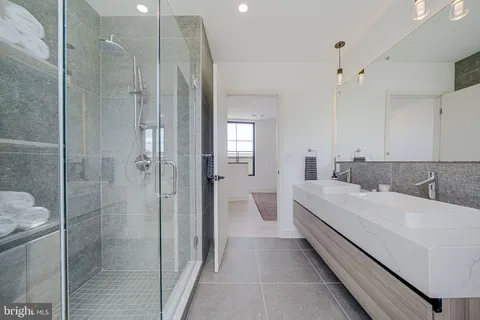 $1,295,000 | 2905 Newark Street Northwest, Washington, DC 20008