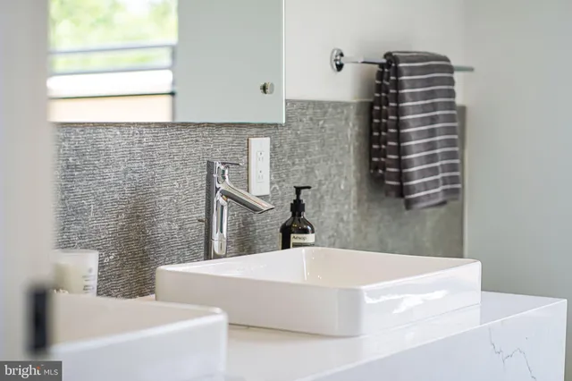 $1,295,000 | 2905 Newark Street Northwest, Washington, DC 20008