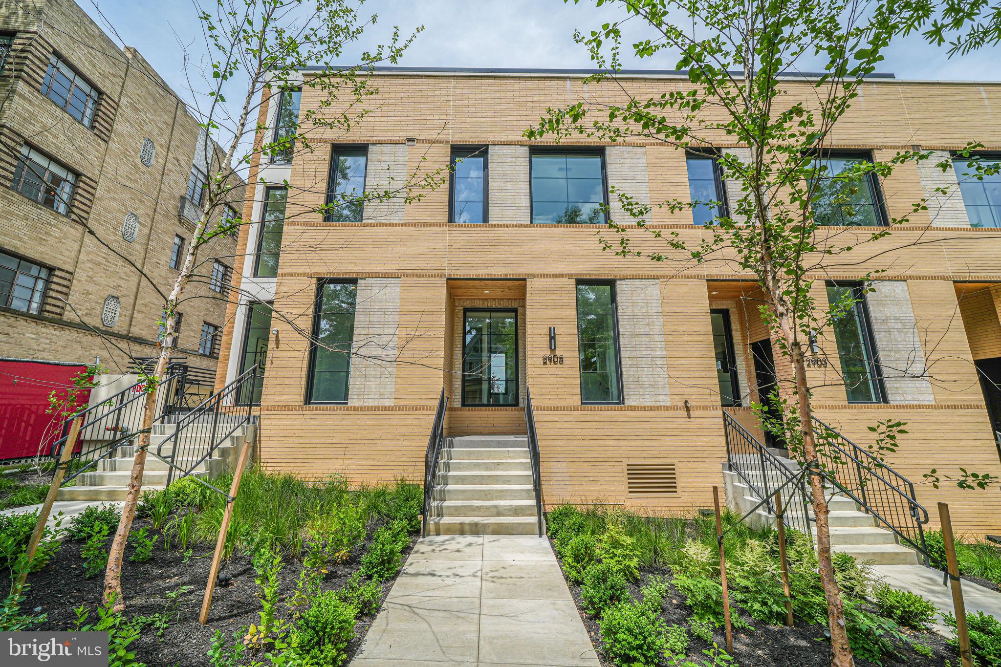 2905 Newark Street Northwest Washington, DC 20008 - Photo 27 of 52