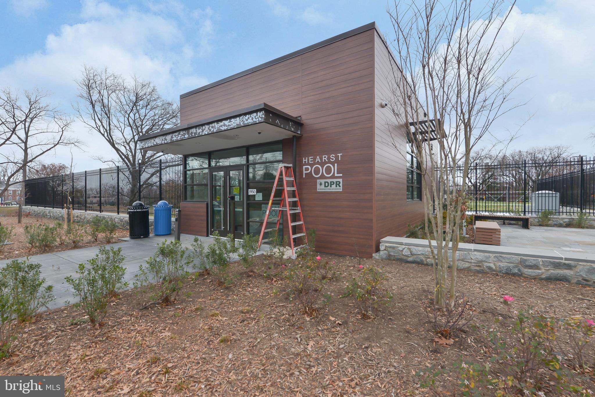 2905 Newark Street Northwest Washington, DC 20008 - Photo 48 of 52