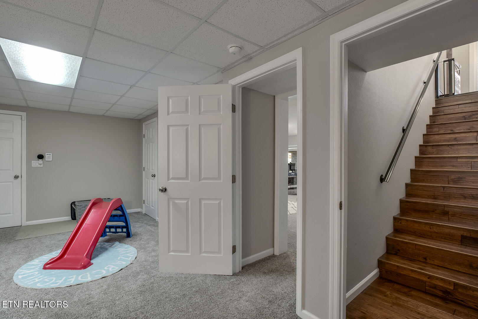 417 River Road Loudon, TN 37774 - Photo 36 of 60 Stairs to Main