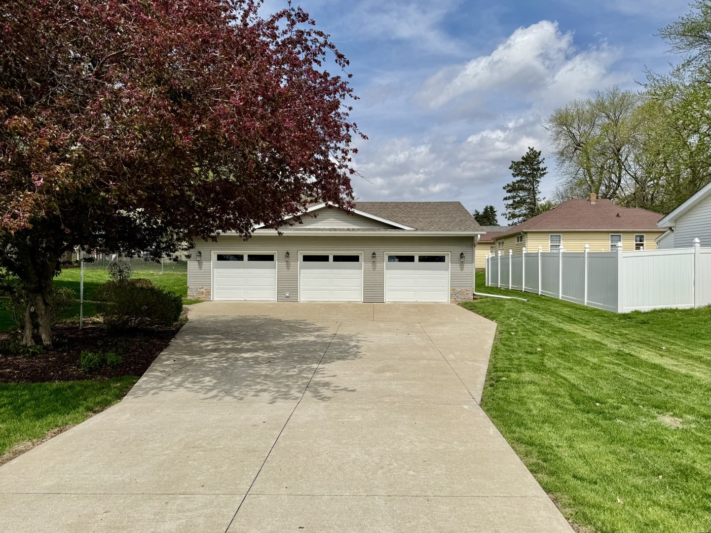 110 Southwest 7th Street Galva, IL 61434 - Photo 4 of 50