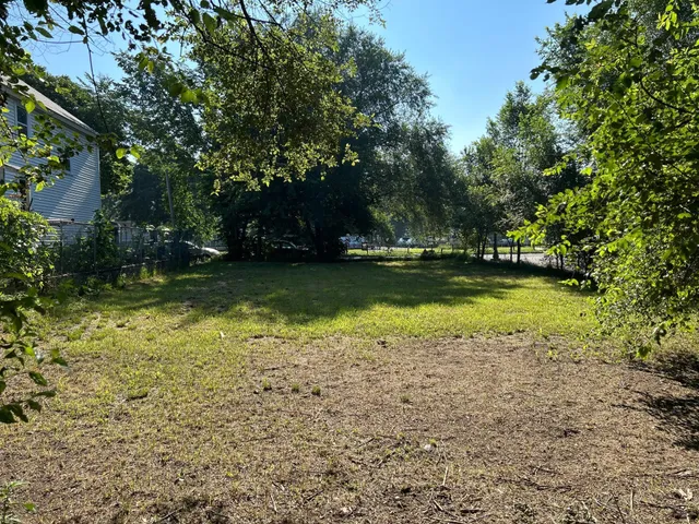 $49,900 | 809 Park Street, St. Paul, MN 55117