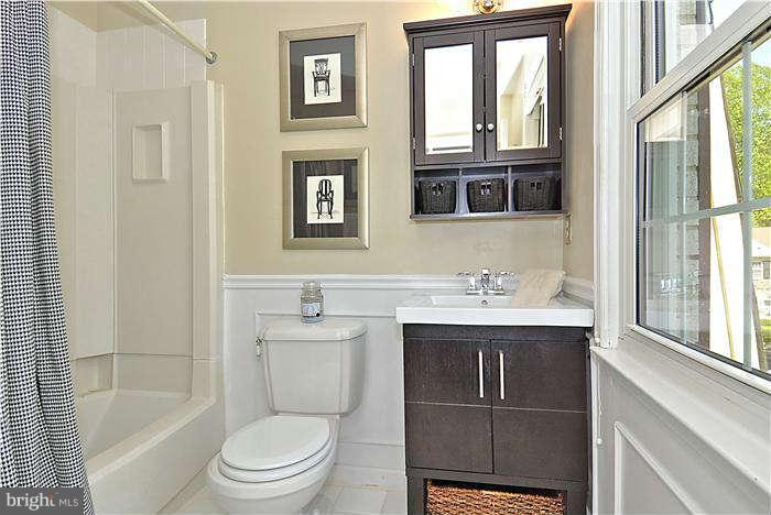 11720 Dry River Court Reston, VA 20191 - Photo 11 of 30 Updated Bath Finishes & Fixtures