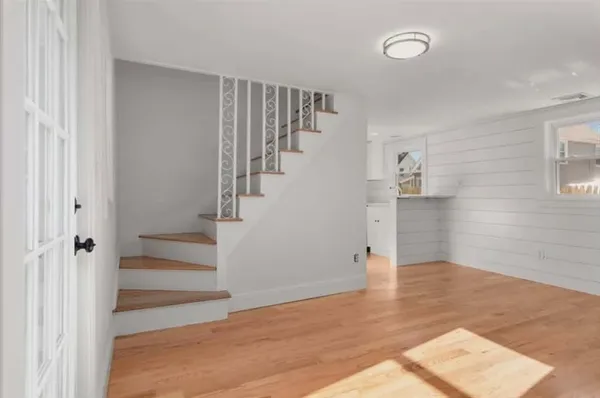 $2,500 | 11 Bell Street, Quincy, MA 02169