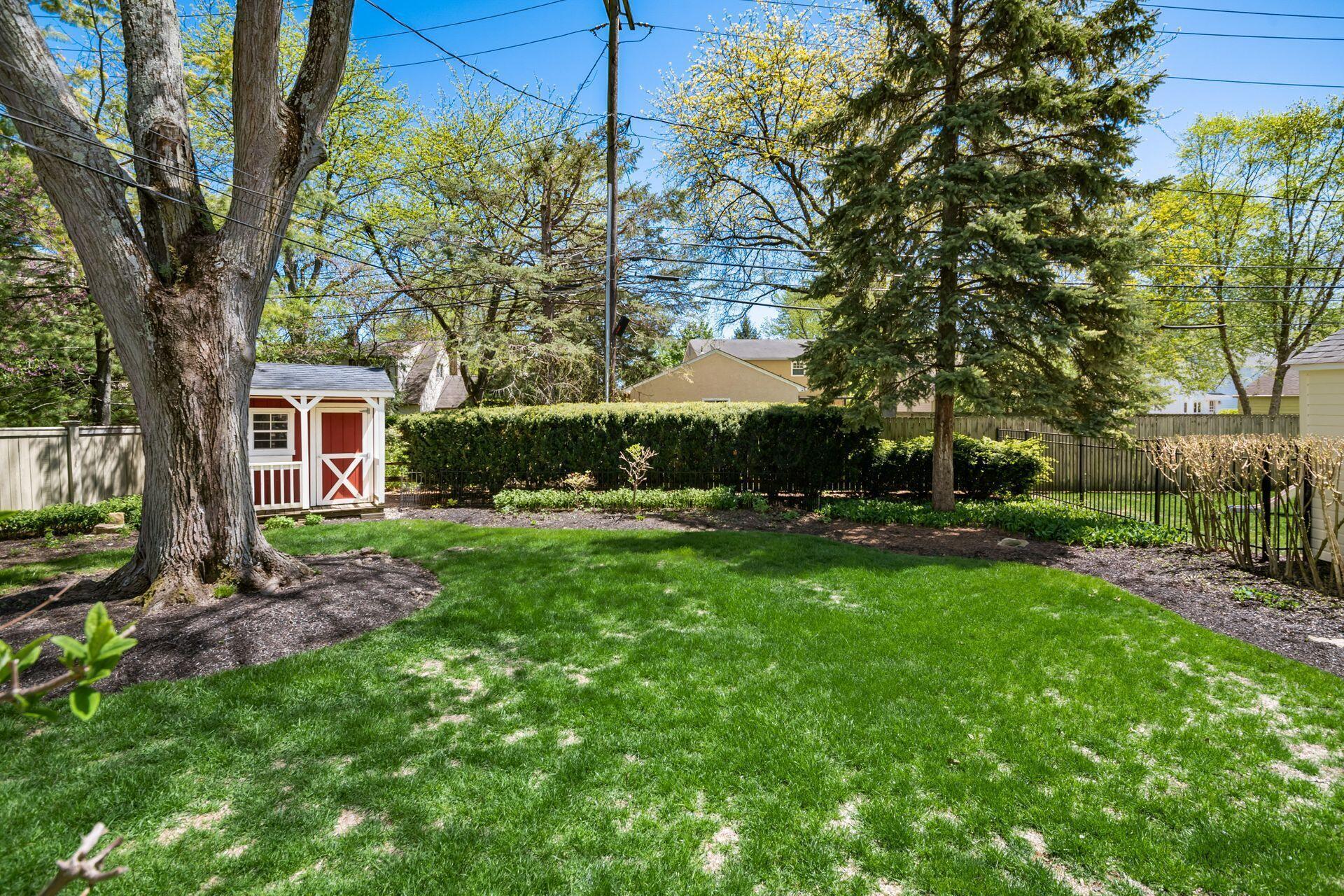2014 Edgemont Road North Upper Arlington, OH 43212 - Photo 47 of 55 Backyard