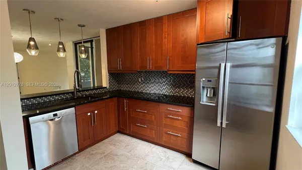 $3,300 | 3578 Magellan Circle, Unit 2373, Aventura, FL 33180